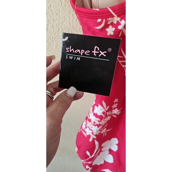 Shape Fx Tummy Control One Piece Swimsuit Size 16 Red Floral NWT - Picture 4 of 5